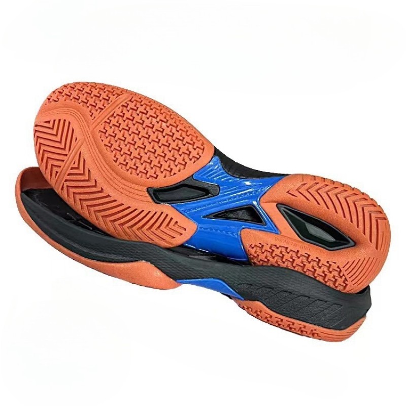 Badminton shoes